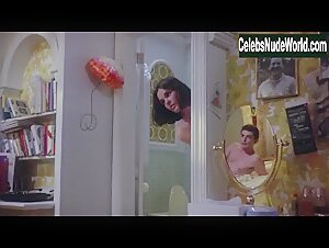 Ali MacGraw Explicit , Butt In Goodbye, Columbus (1969) 19