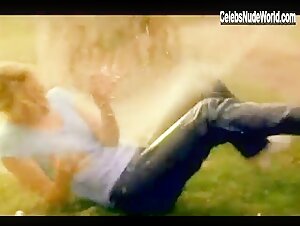 Alexandra Wentworth Sexy scene in Meeting Daddy (2000) 7
