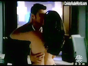 Alicia Coppola underwear, Sexy scene in Las Vegas (2003-2008) 17