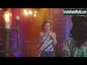 Allison Scagliotti, Anna Akana Lesbian , Kissing In Stitchers (2015-2017) 7