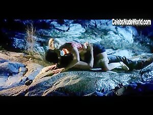 Alycen Malone breasts, Nude scene in Mustang Sally's Horror House (2006) 8