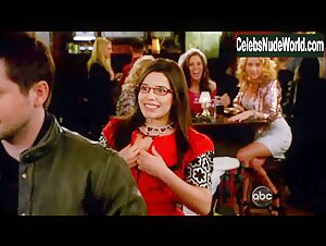 America Ferrera underwear, Sexy scene in Ugly Betty (2006-2010) 10