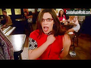 America Ferrera underwear, Sexy scene in Ugly Betty (2006-2010) 15