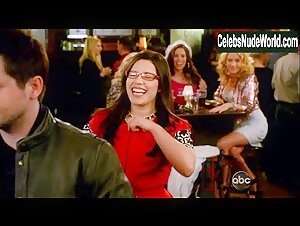 America Ferrera underwear, Sexy scene in Ugly Betty (2006-2010) 9