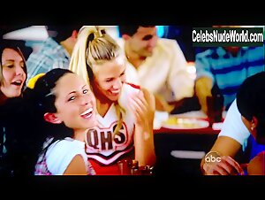 America Ferrera Lingerie , Flashing In Ugly Betty (2006-2010) 16