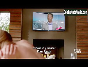 Annalisa Cochrane underwear, Sexy scene in Famous in Love (2017-2018) 3