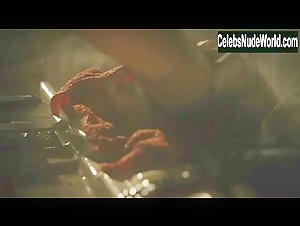 Fergie Sexy scene in Planet Terror (2007) 14
