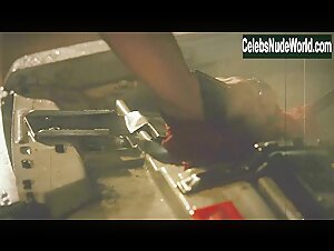 Fergie Sexy scene in Planet Terror (2007) 20