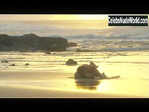 Maria João Bastos boobs , sex scene in Equador (2008) 10