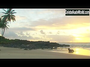 Maria João Bastos boobs , sex scene in Equador (2008) 6