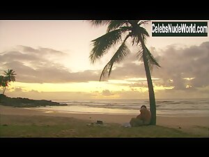 Maria João Bastos nude, romantic scene in Equador (2008) 3
