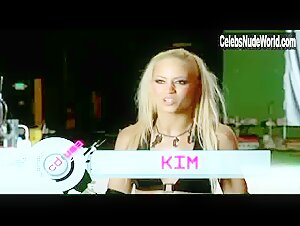 Kimberly Wyatt Sexy scene in CD USA (2006) 4