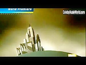 Fergie Sexy scene in Impacto (Remix) (2007) 13
