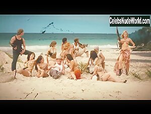 Marley Shelton bikini, Sexy scene in Planet Terror (2007) 8