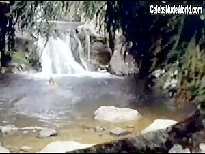 Marley Shelton Nude, butt scene in Hercules in the Underworld (1994) 6