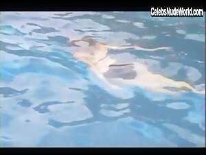 Melissa Joan Hart Blonde , Bikini scene in Sabrina, the Teenage Witch (1996) 19
