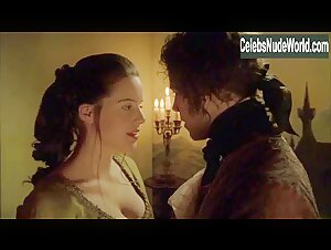 Michelle Ryan Cleavage , Sexy Dress scene in Mansfield Park (2007) 13