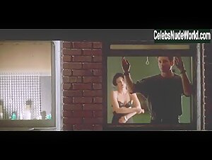 Michelle Forbes Gorgeous,underwear scene in Kalifornia (1993) 4