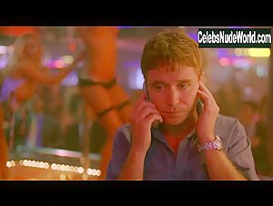 Monica Keena Sexy scene in Entourage (2004-2011) 8
