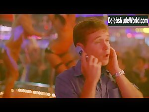 Monica Keena Sexy scene in Entourage (2004-2011) 9