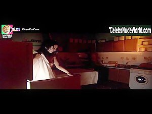 Soraia Chaves Brunette , Butt in Crime do padre Amaro (2005) 10
