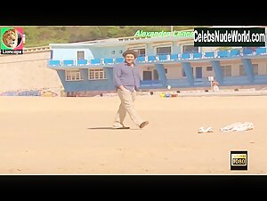 Alexandra Lencastre beach, bikini scene 9