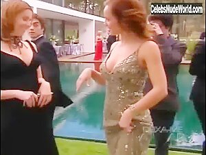 Barbara Norton de Matos sexy, cleavage scene 19