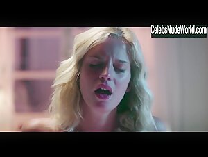 Julia Palha Lingerie , Kissing scene in A Lista 19