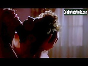 Marisa Cruz Kissing , Couple scene in Kiss Me (2004) 11