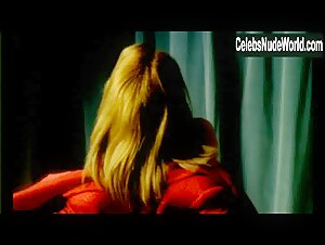 Alexandra Lencastre in O Delfim 1