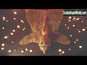 Sydney Sweeney nude, boobs scene in euphoria s2 1