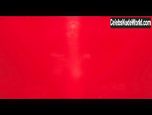 Sydney Sweeney nude, boobs scene in euphoria s2 16