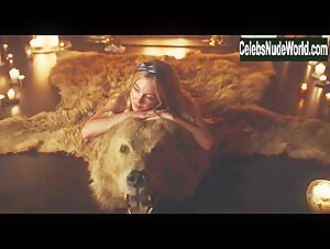 Sydney Sweeney nude, boobs scene in euphoria s2