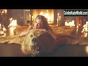 Sydney Sweeney nude, boobs scene in euphoria s2 8
