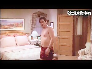 Patricia Heaton Sexy scene in Everybody Loves Raymond (1996-2005) 5