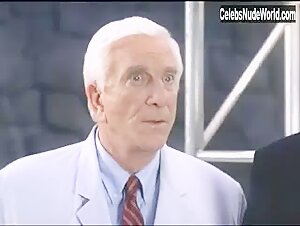 Ophélie Winter butt, Nude scene in 2001: A Space Travesty (2000) 7