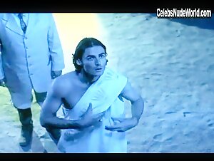 Ophélie Winter Nude, butt scene in She (2001) 6