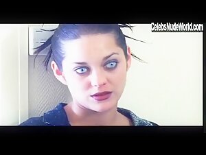 Ophélie Winter Sexy scene in Pretty Things (2001) 9