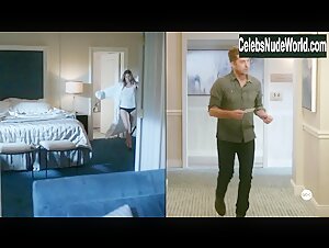 Ellen Pompeo Brunette , Lingerie in Grey's Anatomy (2005-2019) 1
