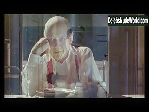 Polly Walker Nude, bush scene in 8 ½ Women (1999) 10