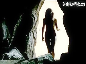 Renee O'Connor Explicit , Erotic Dance scene in Xena: Warrior Princess (1995-2001) 10