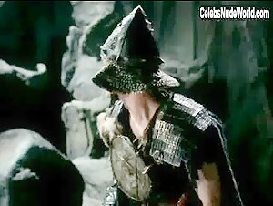 Renee O'Connor Explicit , Erotic Dance scene in Xena: Warrior Princess (1995-2001) 12