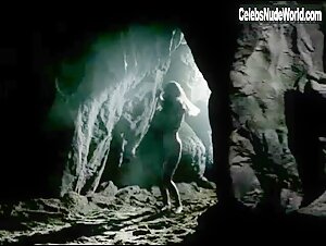 Renee O'Connor Explicit , Erotic Dance scene in Xena: Warrior Princess (1995-2001) 14