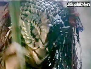 Renee O'Connor butt, Nude scene in Xena: Warrior Princess (1995-2001) 1