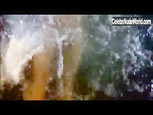 Renee O'Connor Wet , Nude scene in Xena: Warrior Princess (1995-2001) 1