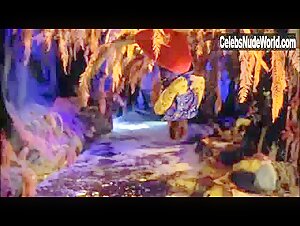 Renee O'Connor Wet , Nude scene in Xena: Warrior Princess (1995-2001) 6