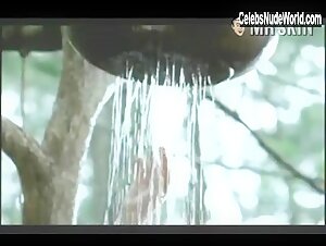 Renee O'Connor Nude, butt scene in Xena: Warrior Princess (1995-2001) 10