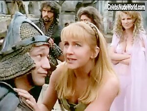 Renee O'Connor Sexy Dress , Babes scene in Xena: Warrior Princess (1995-2001)