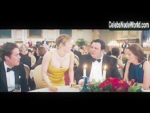 Renée Zellweger Sexy scene in Bridget Jones: The Edge of Reason (2004) 2