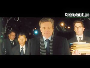 Renée Zellweger Sexy scene in Bridget Jones's Baby (2016) 3